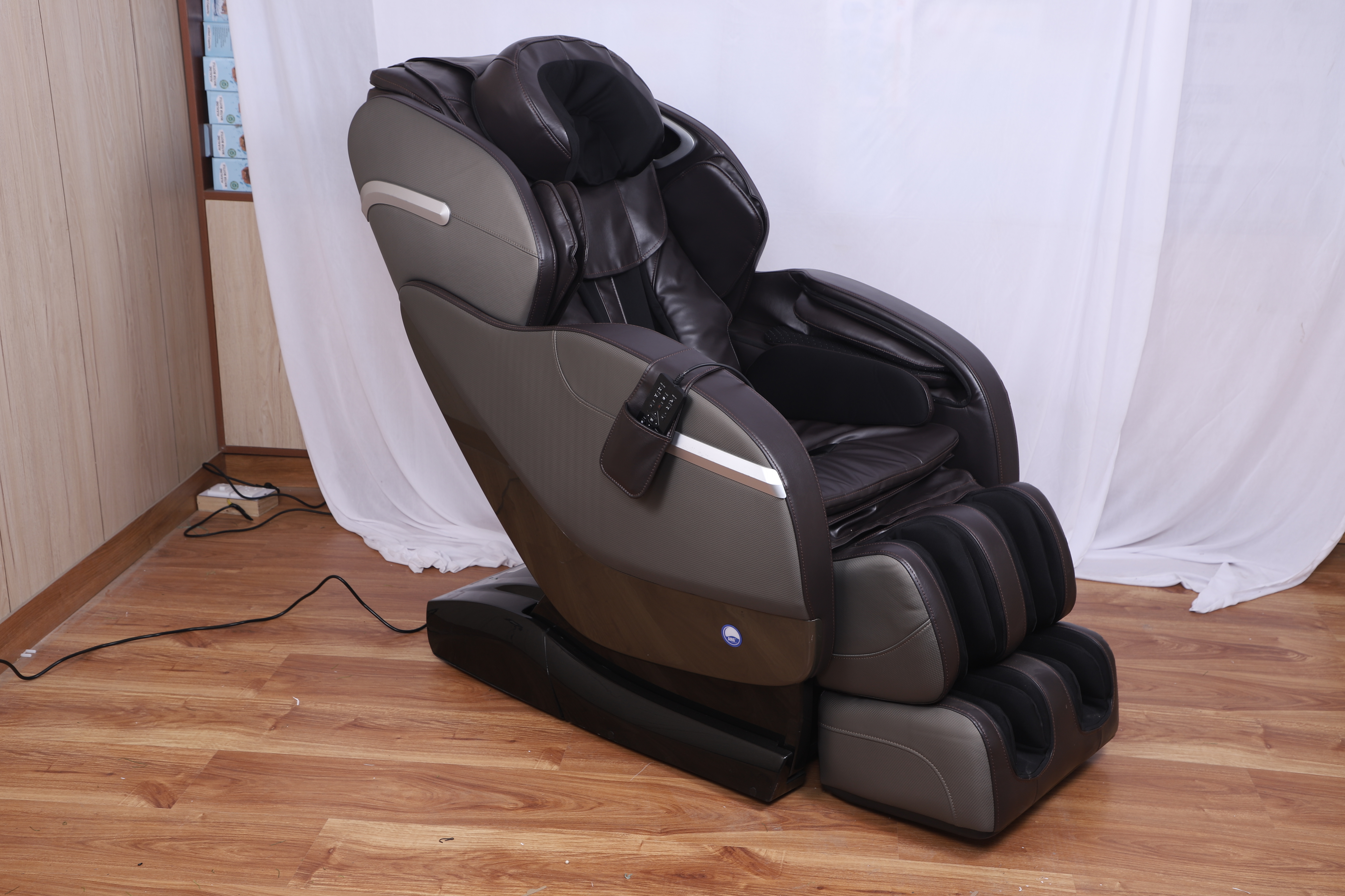 Relaxes Brain Zero Gravity Massage Chair