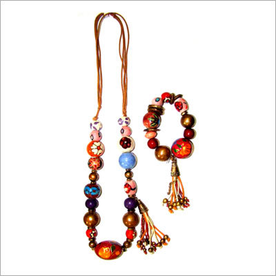 फैशन ज्वेलरी नेकलेस