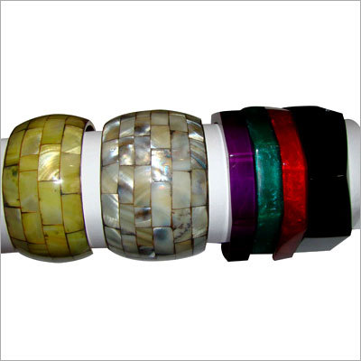 प्राचीन फैशन चूड़ियाँ