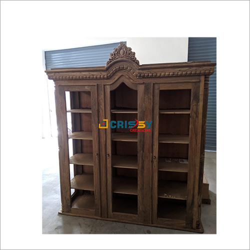 लकड़ी की नक्काशीदार अलमारी कारपेंटर असेंबली