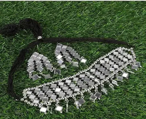 हस्तनिर्मित अफगानी स्टाइल सिल्वर ऑक्सीडाइज़्ड मिरर चोकर लिंग: महिलाएं