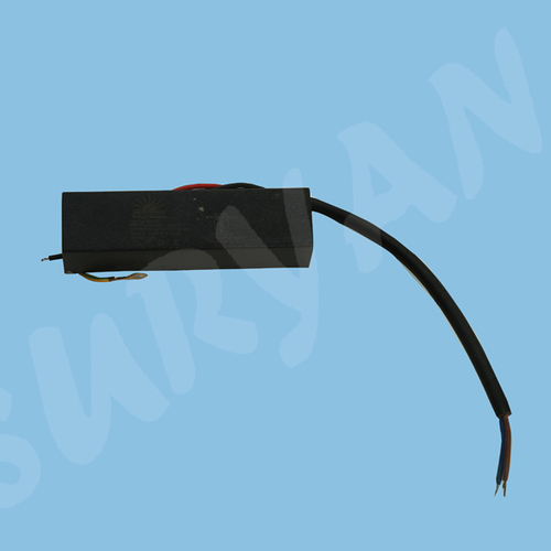 72w 50v 1400 मा स्ट्रीट फ्लड लाइट आवेदन: औद्योगिक। कमर्शियल