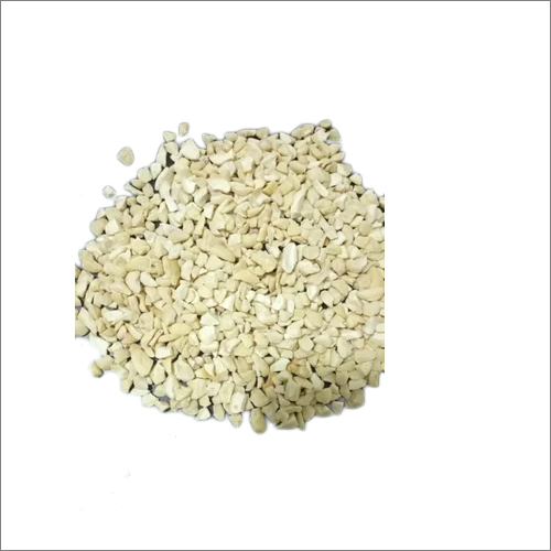 व्हाइट जू स्प्लिट काजू