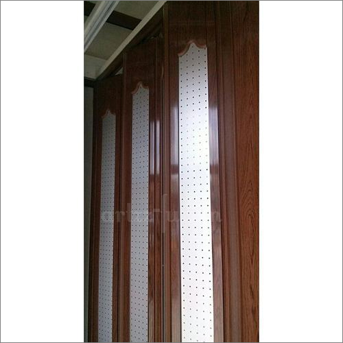 ऐक्रेलिक अकॉर्डियन डोर