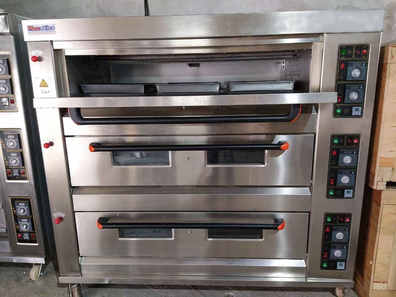 3 Deck 9 Tray Gas Oven Luxury Model - Automatic Grade: Fully Automatic