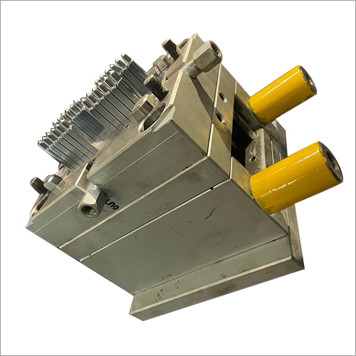 Mild Steel Plastic Mould Size: Different Sizes Available