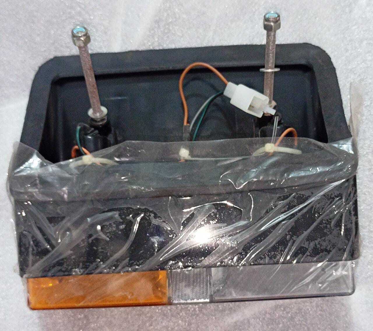 Lamp Assembly Parking Lh - Glass & Plastic, 10x5x3 Cm, Amber | Cost Effective, Durable Design, Easy Installation, Improved Visibility, Long Lifespan, 1200 Lm