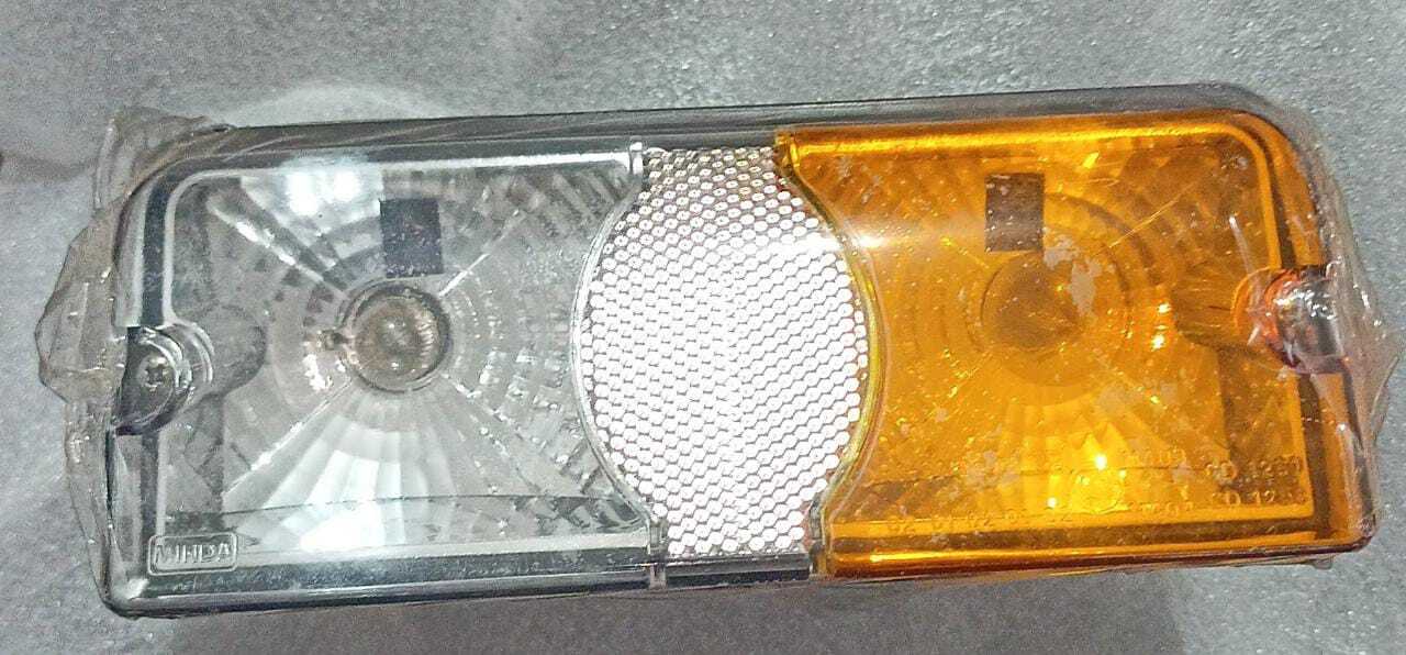 Lamp Assembly Parking Lh - Glass & Plastic, 10x5x3 Cm, Amber | Cost Effective, Durable Design, Easy Installation, Improved Visibility, Long Lifespan, 1200 Lm