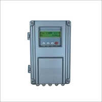 ग्रे फिक्स माउंटिंग अल्ट्रासोनिक फ्लो मीटर