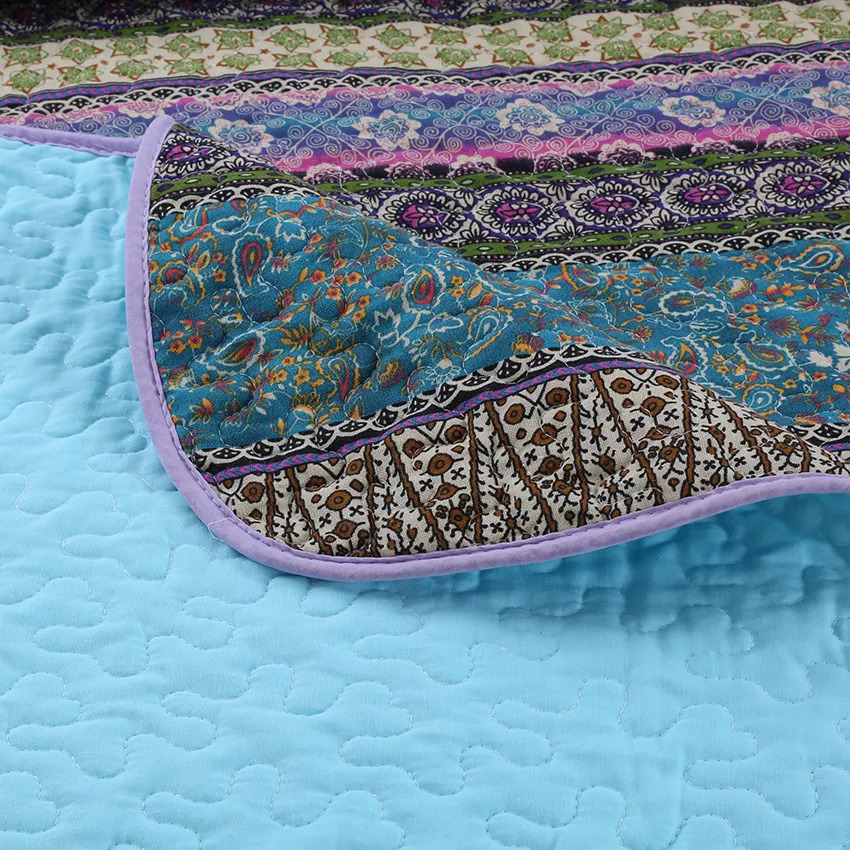 Quilted Coverlets - Luxurious Polyester Blend | Elegant Patterns, Soft Texture, Machine Washable
