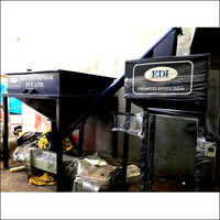 अर्ध-स्वचालित जैविक उर्वरक पैकिंग मशीन