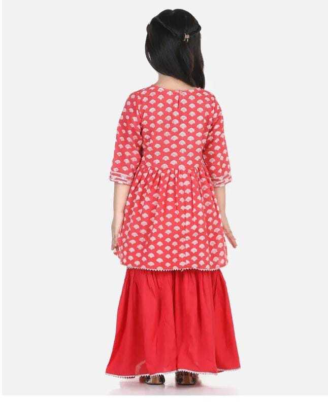 Girls Sharara Suit Age Group: 2/3 To 9/10