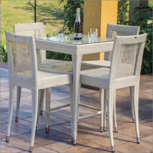 4 Seater Wicker Bar Set - Color: Brown