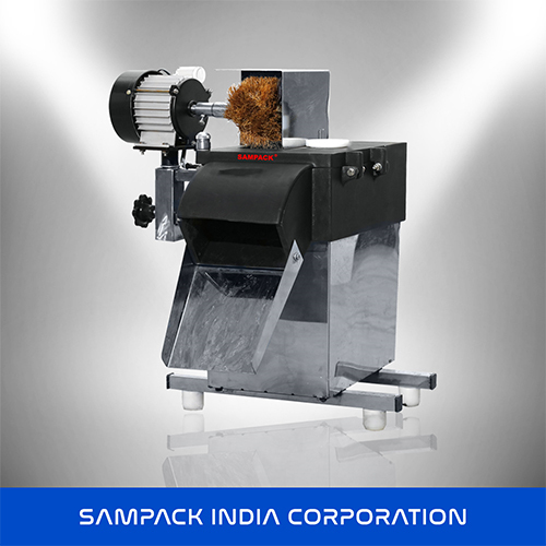 Commercial Banana Slicer Chips Making Machine - Operating Type: Semi Automatic