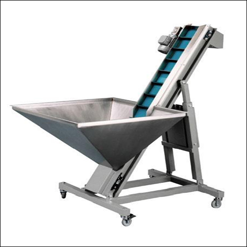 Cleated Belt Elevator Conveyors - Hydraulic Power Source, Gray Color, Durable and Easy to Operate, 50% Advance Payment Option
