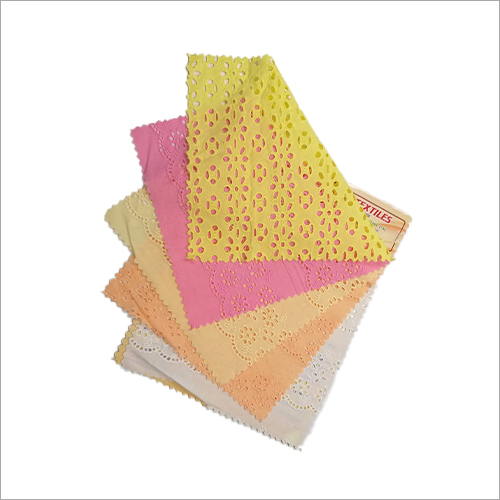 मल्टीकलर लेस डिजाइनर डाईड फैब्रिक