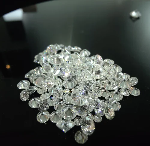 Cvd Diamonds For Earring Diamond Carat: As Per Requirement Carat