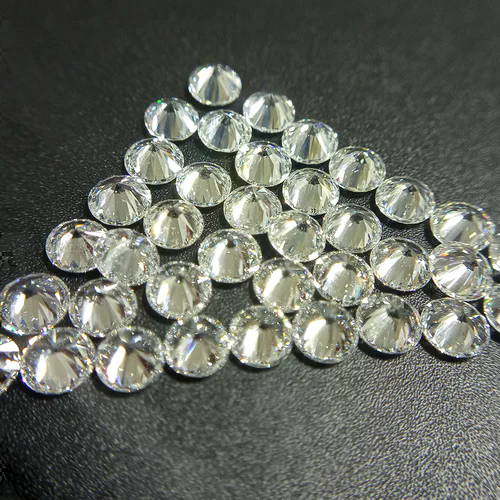 Cvd Diamonds For Ear-Stud Diamond Carat: As Per Requirement Carat