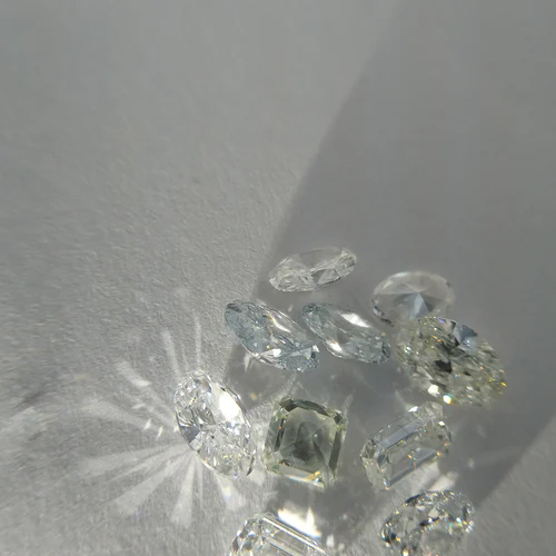 Cvd Diamonds For Ear-stud Diamond Carat: As Per Requirement Carat
