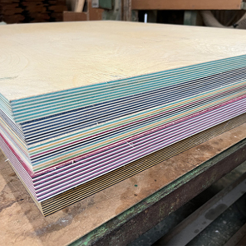 Dyed Birch Laminated Plywood Density: 0.63 Gram Per Cubic Centimeter(g/cm3)