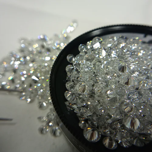 Cvd Diamonds For Pendant Diamond Carat: As Per Requirement Carat