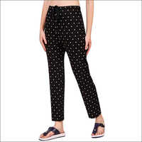 विभिन्न उपलब्ध लेडीज़ नाइट पायजामा