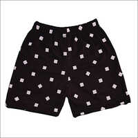 विभिन्न उपलब्ध पुरुषों के लिए फैंसी बरमूडा