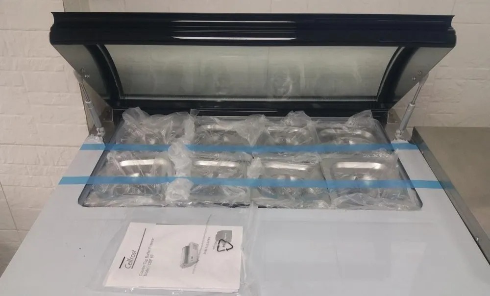 Ice Cream Display Counter Capacity: 27 Liter/day