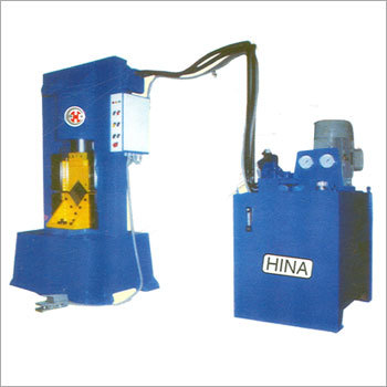 एंगल क्रॉपिंग मशीन