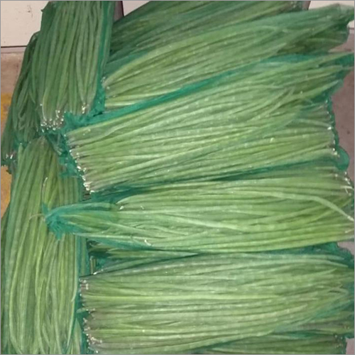 ड्रम स्टिक की नमी (%): नीला