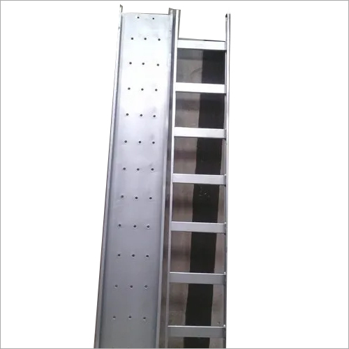 Perforated Type Cable Tray - Steel 2.5m Length Corrosion-resistant Durable Available In Various Sizes And Thicknesses