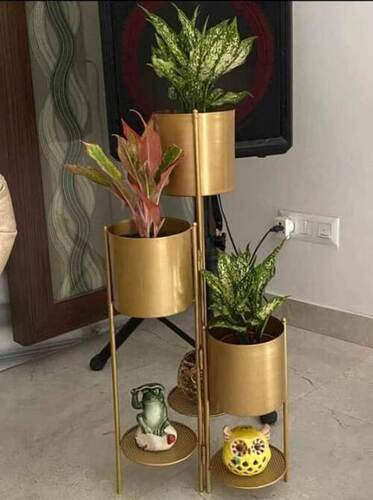 मेटल प्लांटर स्टैंड 3 का सेट