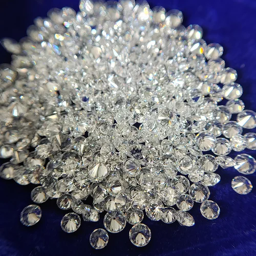 Lab Created Diamonds For Ear Stud Diamond Carat: As Per Requirement Carat