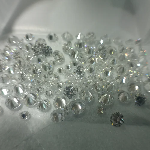 Lab Created Diamonds For Ear Stud Diamond Carat: As Per Requirement Carat