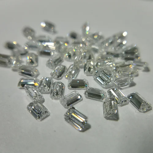 Lab Created Diamonds For Ear Stud Diamond Carat: As Per Requirement Carat