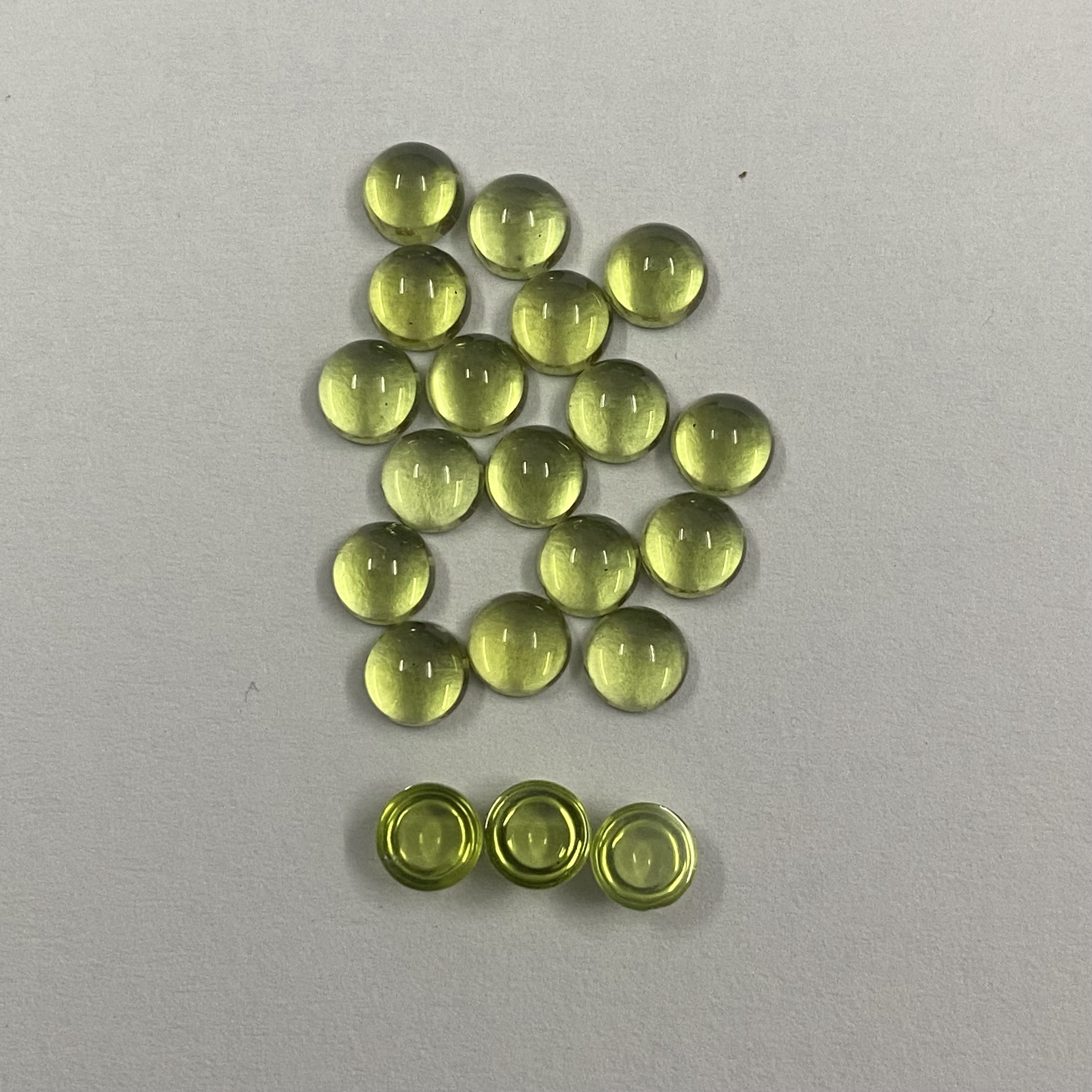 Natural Peridot Round Cabochon Loose Gemstone Grade: Aaa
