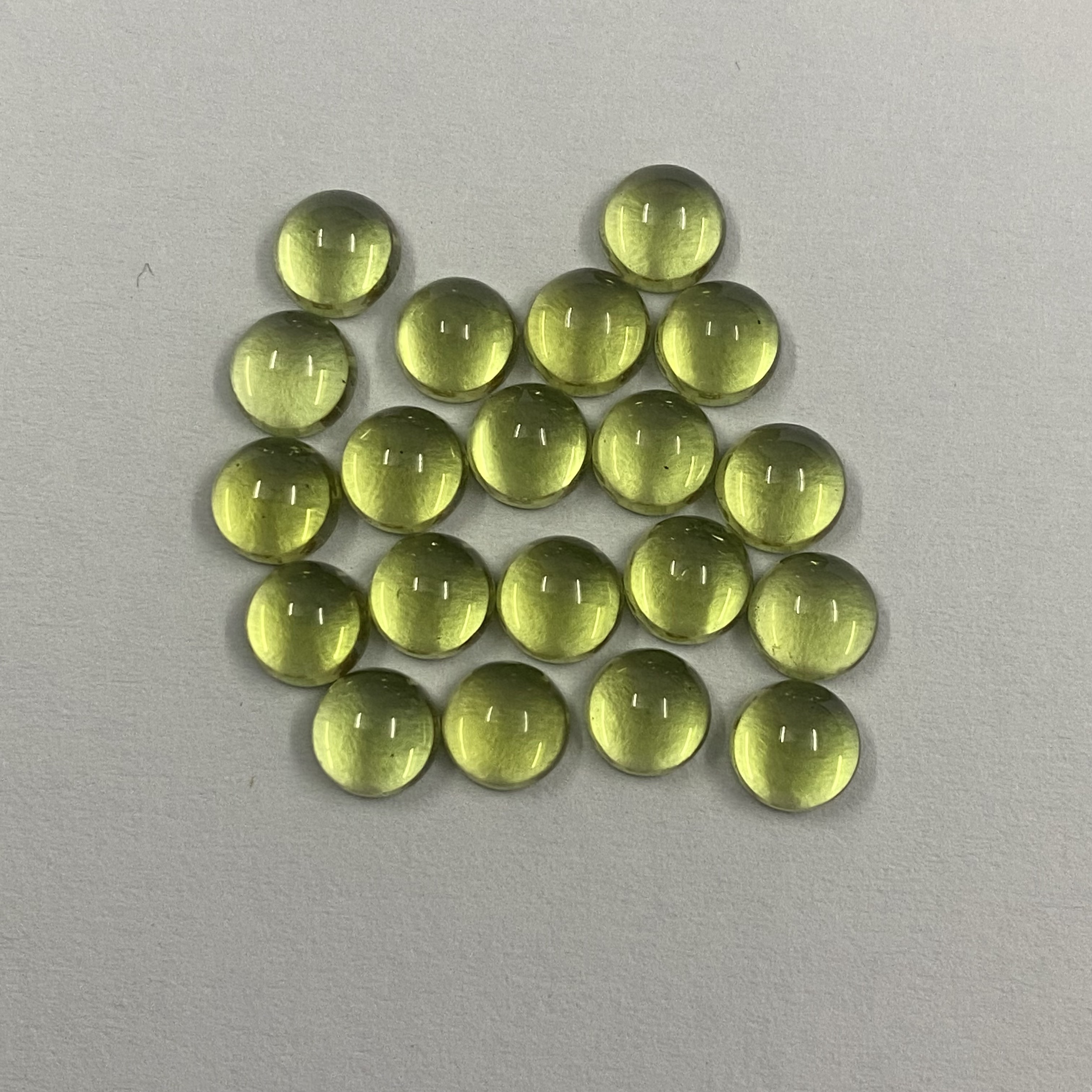 Natural Peridot Round Cabochon Loose Gemstone Grade: Aaa
