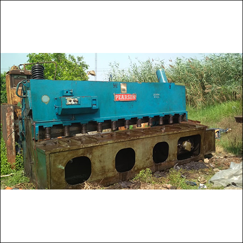 अर्ध-स्वचालित हाइड्रोलिक शीयरिंग मशीन