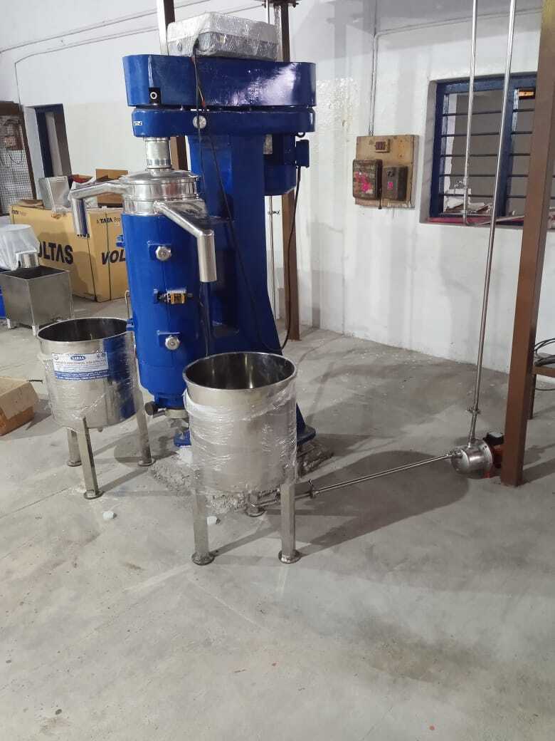 Semi-automatic Cold Process Extra Virgin Coconut Oil Extraction Machine