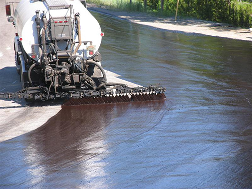 Industrial Bitumen Emulsion - Mild Steel Drum 200-250 Litres | Excellent Water-proofing, Natural Petroleum Asphalt Used In Road And Roofing Applications