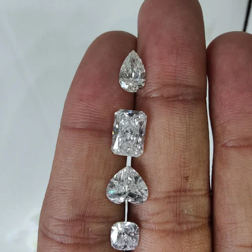 Solitaire Cvd Diamonds For Wedding Ring Diamond Carat: As Per Requirement Carat