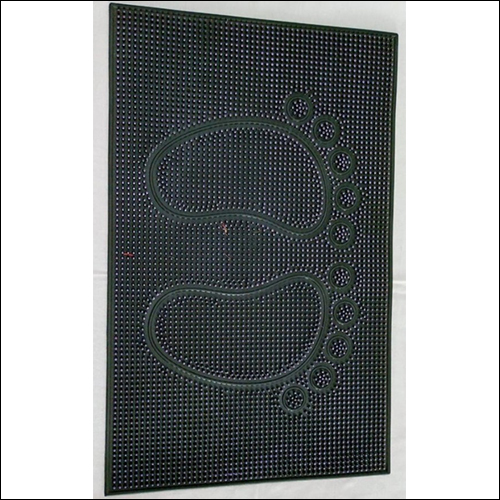 Guci Mat - Feature: Stain Resistant