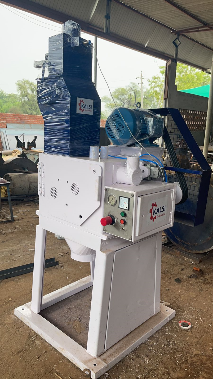 Automatic Pneumatic Dehusker Machine