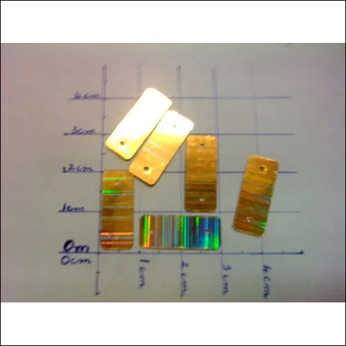 गोल्डन रेक्टेंगल सेक्विन 20 X 8 मिमी