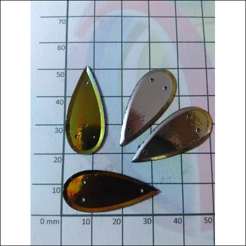 प्लास्टिक 32 एमएम एम्बॉस्ड ड्रॉप सेक्विन