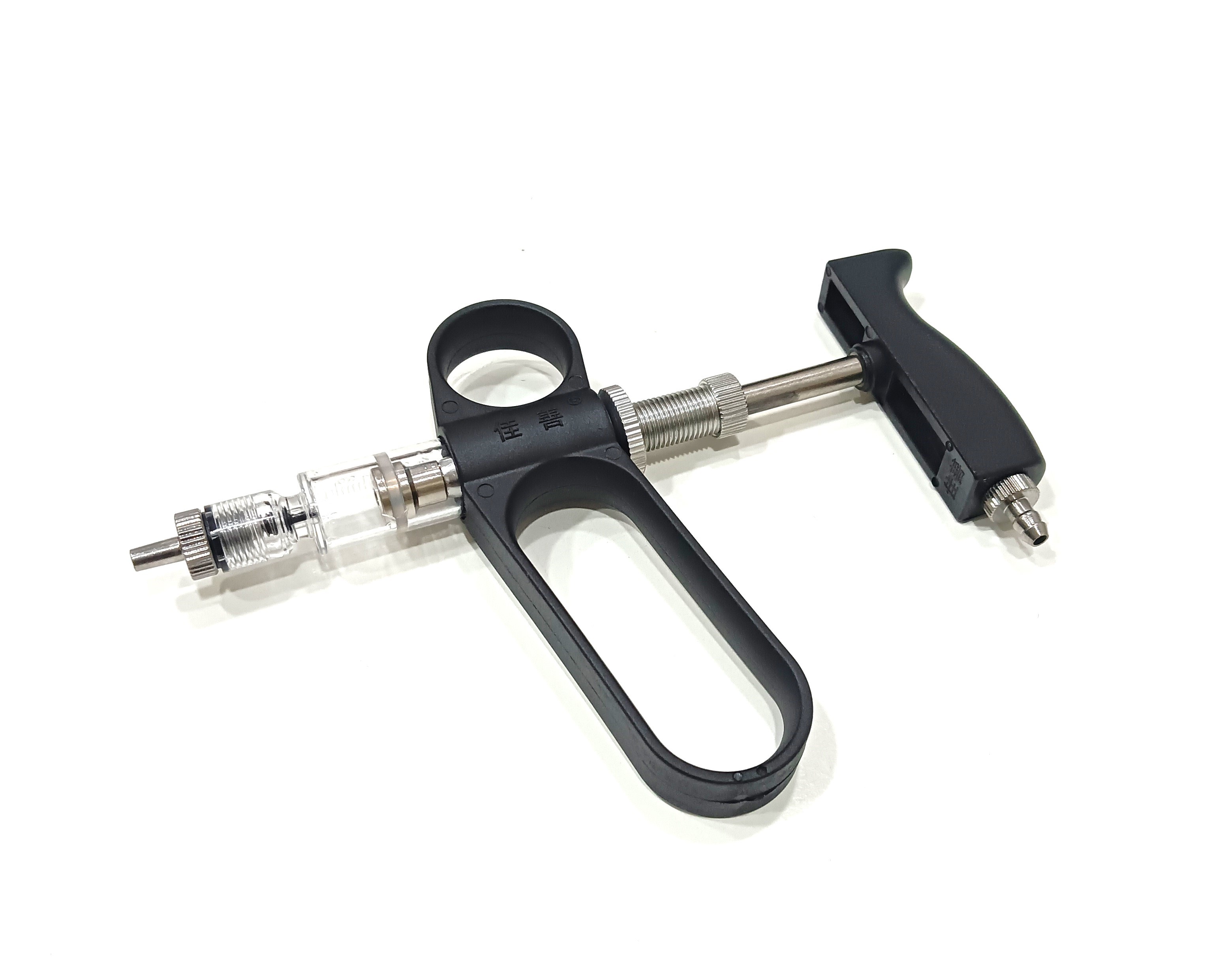 Automatic Poultry Vaccinator - Plastic, 150 Grams | Automatic Technology, Sterilized Vaccine, Suitable For Tropical Applications