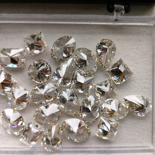 Lab Diamonds For Ring Diamond Carat: As Per Requirement Carat