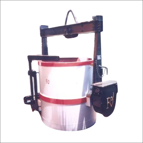 Strong Mild Steel Geared Ladle