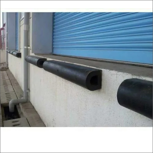 Black Rubber Dock Bumper Warranty: 4-5 Years