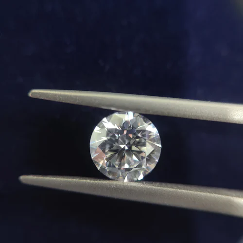 Solitaire Round Cut Diamond Diamond Carat: As Per Requirement Carat